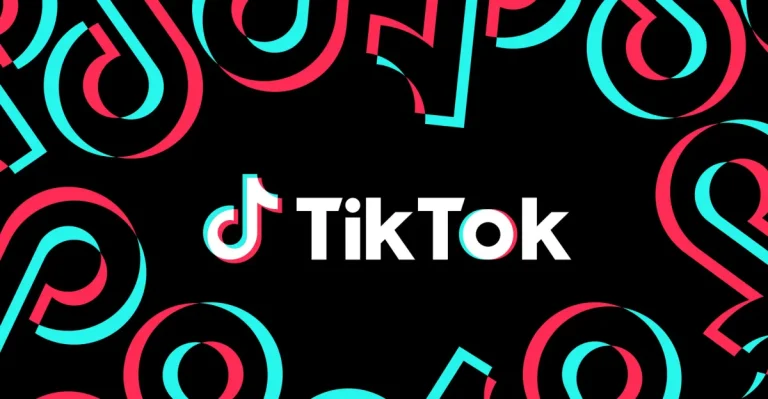 Интерфейс приложения TikTok с акцентом на новый инструмент обнаружения ИИ-клонов