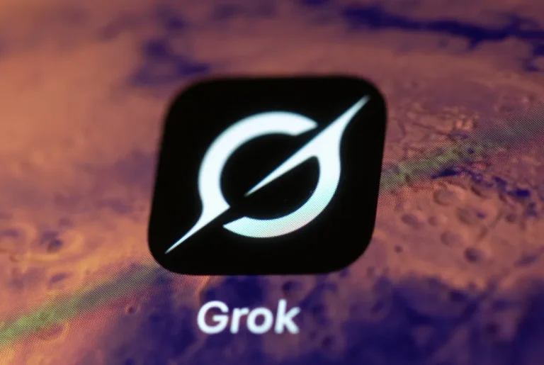 Пример бессвязного ответа чат-бота Grok в веб-интерфейсе