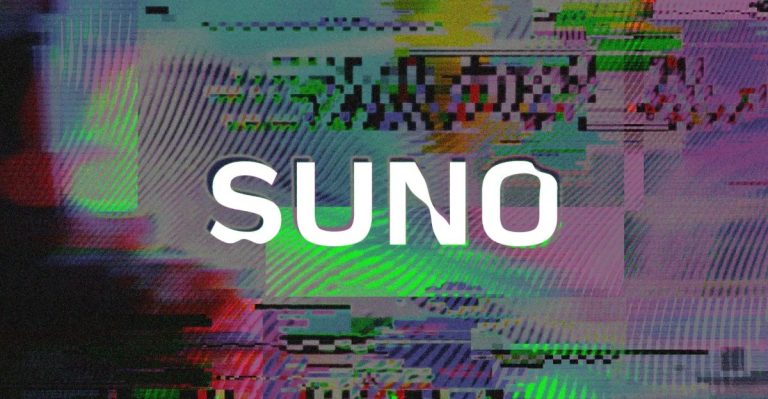 Интерфейс генератора музыки Suno и визуализация звуковой волны