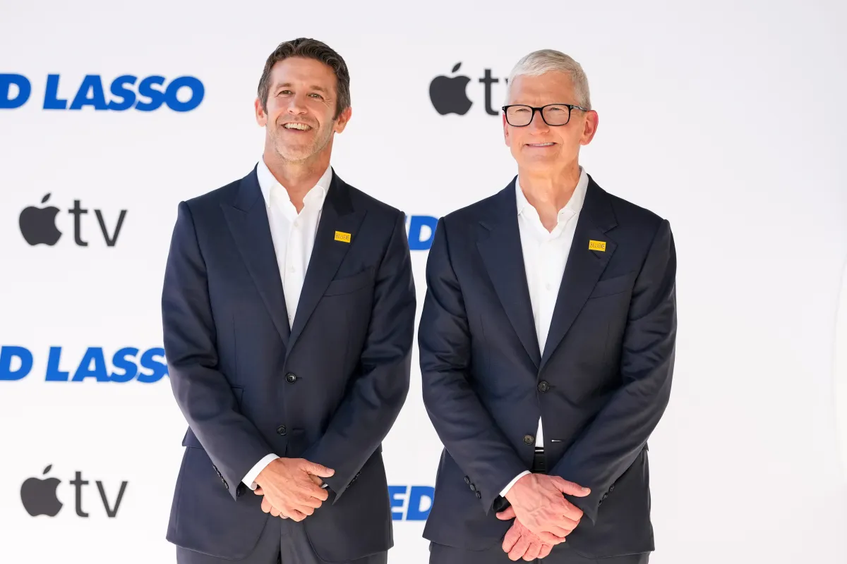 Джон Тернус на сцене мероприятия Apple, новый CEO компании
