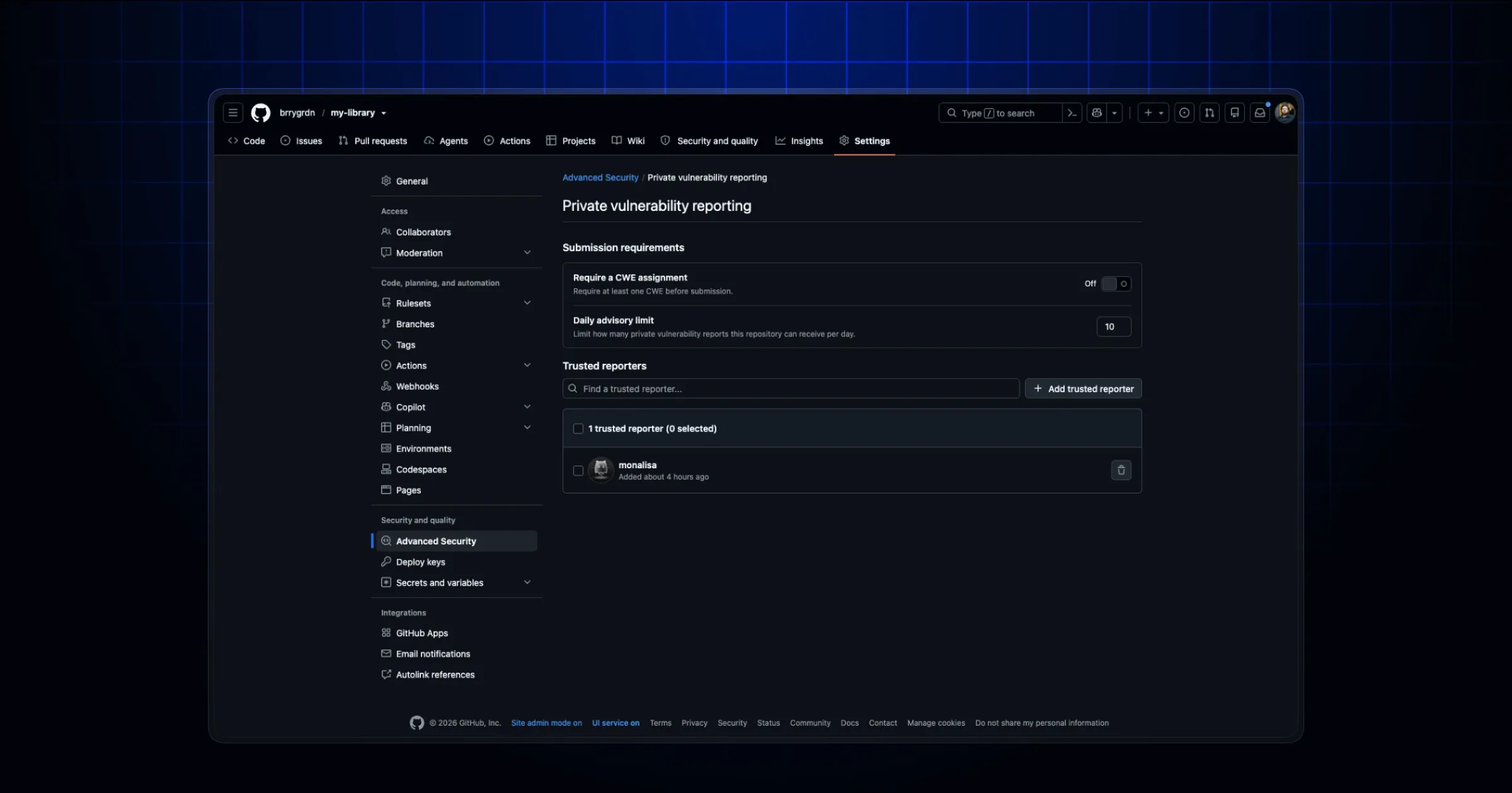 Интерфейс настроек приватного репортинга уязвимостей GitHub с опциями дневных лимитов
